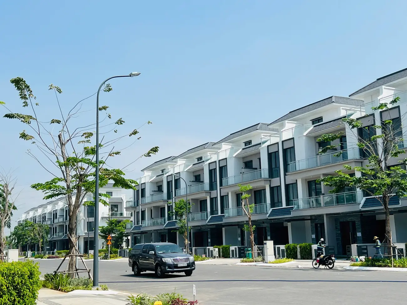 Gladia The Waters: Căn hộ ven sông, view đẹp tại Bình Dương
