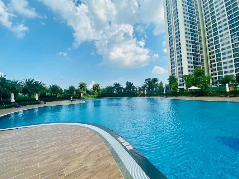 Hồ Bơi Vinhomes Grand Park: Không Gian Giải Trí & Thư Giãn
